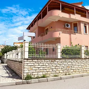 https://vila-maledhi.albaniahotels.org